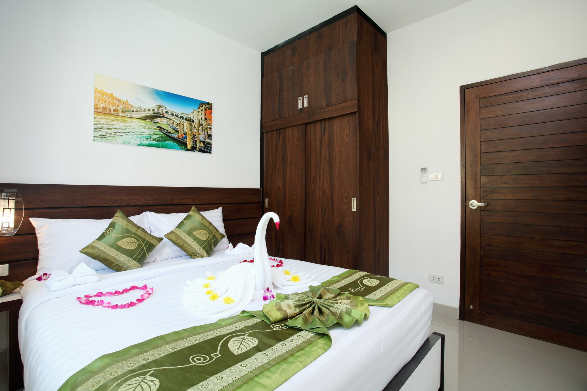 Kata Hill View Villas By Kata Sea View Villas Экстерьер фото